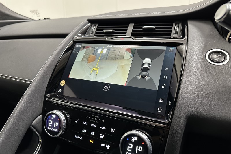 2022 (22) JAGUAR E-PACE 2.0 D200 R-Dynamic Black 5dr Auto 5131111