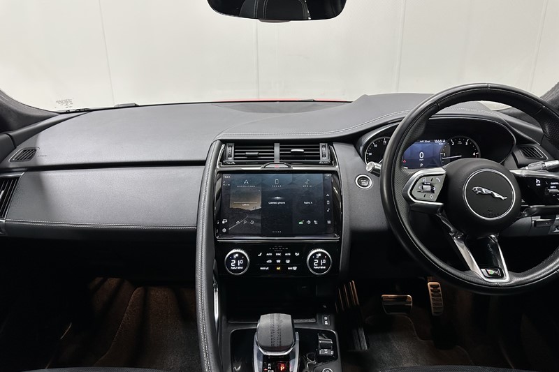 2022 (22) JAGUAR E-PACE 2.0 D200 R-Dynamic Black 5dr Auto 5131093