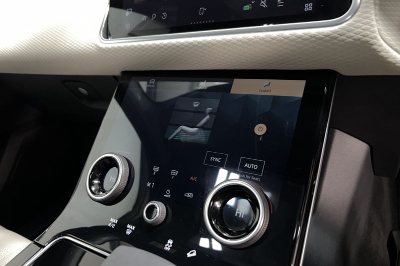 2023 (23) LAND ROVER RANGE ROVER VELAR 3.0 D300 MHEV R-Dynamic SE 5dr Auto 5137413