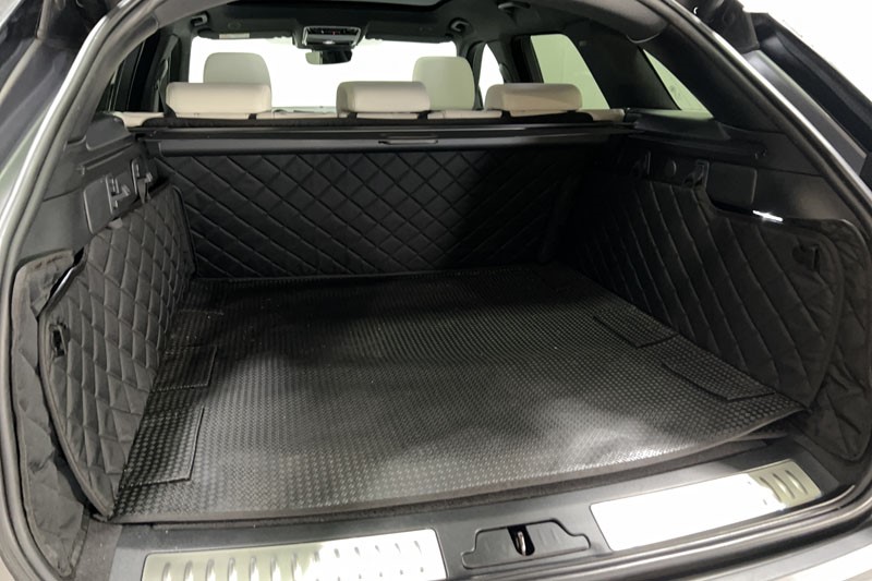 2023 (23) LAND ROVER RANGE ROVER VELAR 3.0 D300 MHEV R-Dynamic SE 5dr Auto 5137431