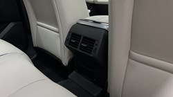 2023 (23) LAND ROVER RANGE ROVER VELAR 3.0 D300 MHEV R-Dynamic SE 5dr Auto 5137397