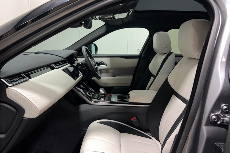 2023 (23) LAND ROVER RANGE ROVER VELAR 3.0 D300 MHEV R-Dynamic SE 5dr Auto 5137388