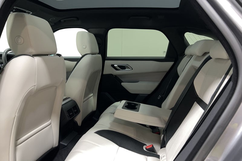 2023 (23) LAND ROVER RANGE ROVER VELAR 3.0 D300 MHEV R-Dynamic SE 5dr Auto 5137429