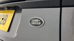 2023 (23) LAND ROVER RANGE ROVER VELAR 3.0 D300 MHEV R-Dynamic SE 5dr Auto 5137436