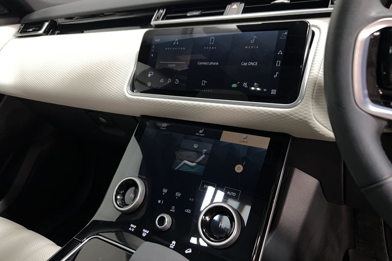 2023 (23) LAND ROVER RANGE ROVER VELAR 3.0 D300 MHEV R-Dynamic SE 5dr Auto 5137410