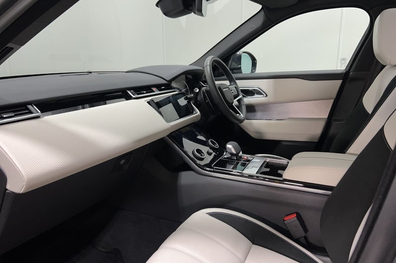 2023 (23) LAND ROVER RANGE ROVER VELAR 3.0 D300 MHEV R-Dynamic SE 5dr Auto 5137422