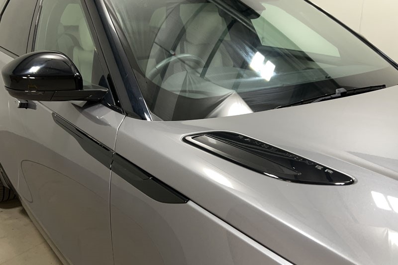 2023 (23) LAND ROVER RANGE ROVER VELAR 3.0 D300 MHEV R-Dynamic SE 5dr Auto 5137440