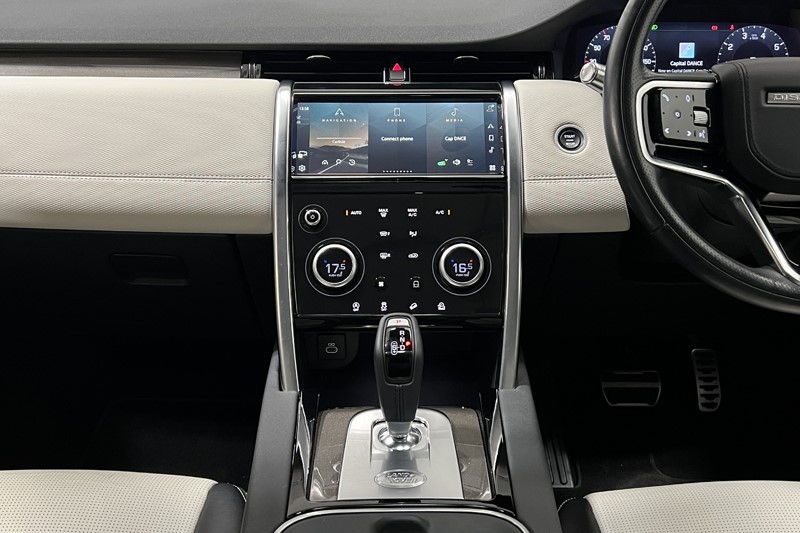 2021 (21) LAND ROVER DISCOVERY SPORT 2.0 P290 Black 5dr Auto [5 Seat] 5142730