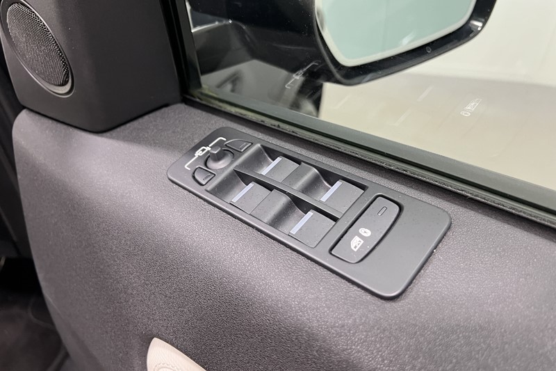 2021 (21) LAND ROVER DISCOVERY SPORT 2.0 P290 Black 5dr Auto [5 Seat] 5142734