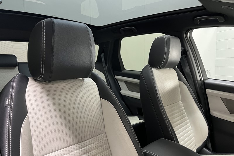 2021 (21) LAND ROVER DISCOVERY SPORT 2.0 P290 Black 5dr Auto [5 Seat] 5142738