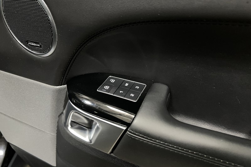 2021 (21) LAND ROVER RANGE ROVER SPORT 3.0 D300 HSE Dynamic Black 5dr Auto 5136328