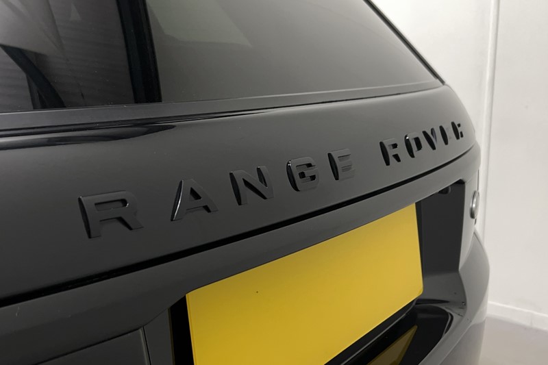2021 (21) LAND ROVER RANGE ROVER SPORT 3.0 D300 HSE Dynamic Black 5dr Auto 5136363