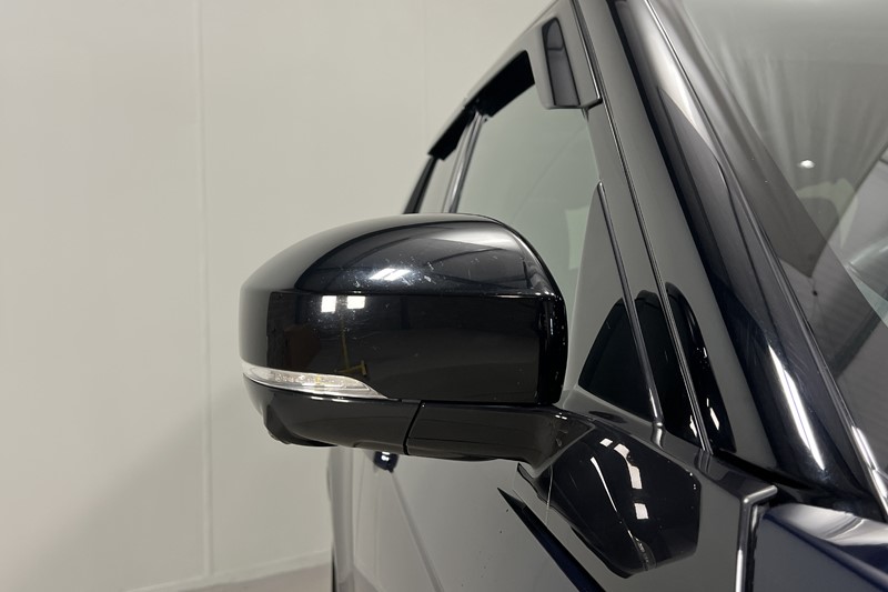 2023 (23) LAND ROVER DISCOVERY 3.0 D300 R-Dynamic HSE 5dr Auto 5141870