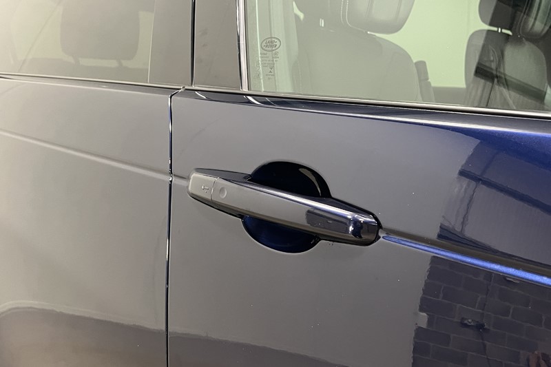 2023 (23) LAND ROVER DISCOVERY 3.0 D300 R-Dynamic HSE 5dr Auto 5141869