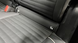 2023 (23) LAND ROVER DISCOVERY 3.0 D300 R-Dynamic HSE 5dr Auto 5141857