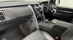 2023 (23) LAND ROVER DISCOVERY 3.0 D300 R-Dynamic HSE 5dr Auto 5141854