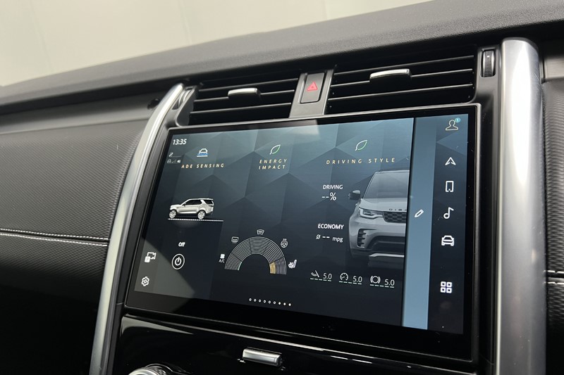 2023 (23) LAND ROVER DISCOVERY 3.0 D300 R-Dynamic HSE 5dr Auto 5141853