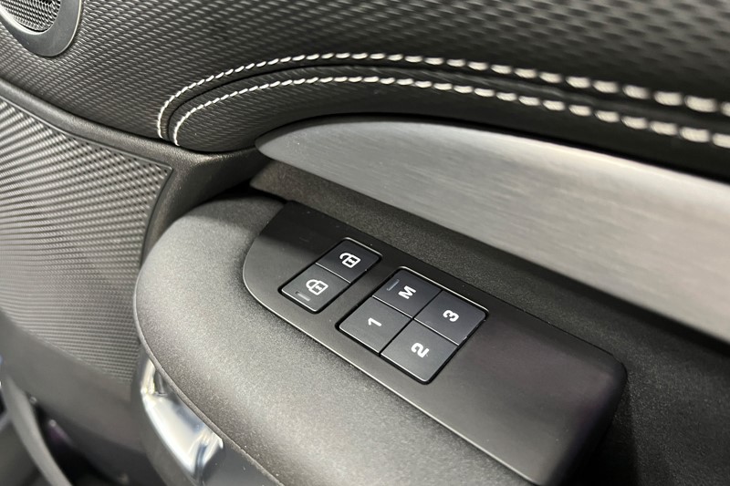 2023 (23) LAND ROVER DISCOVERY 3.0 D300 R-Dynamic HSE 5dr Auto 5141832