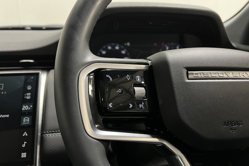 2024 (24) LAND ROVER DISCOVERY SPORT 2.0 D200 Dynamic SE 5dr Auto [5 Seat] 5123563