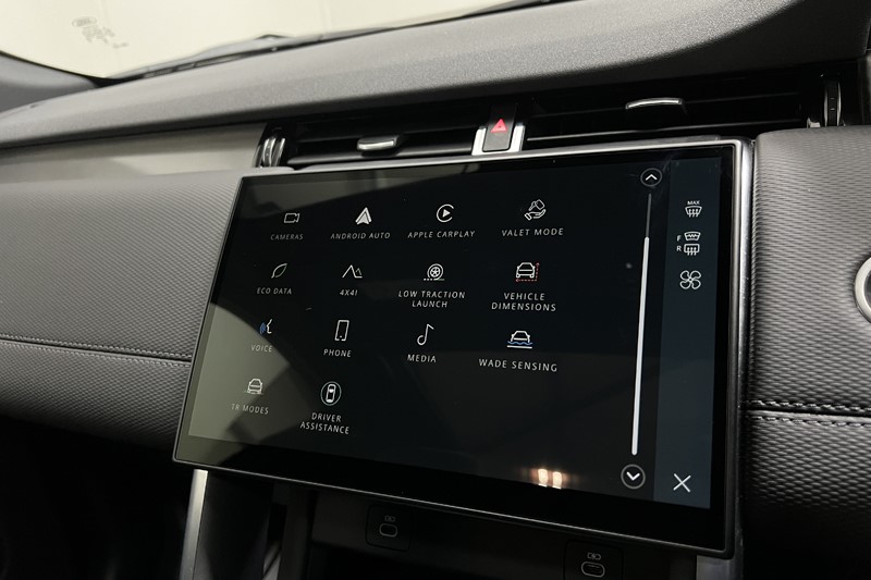 2024 (24) LAND ROVER DISCOVERY SPORT 2.0 D200 Dynamic SE 5dr Auto [5 Seat] 5123574