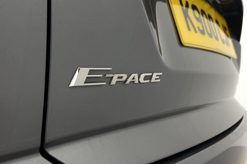 2020 (20) JAGUAR E-PACE 2.0d Chequered Flag Edition 5dr Auto 5145470