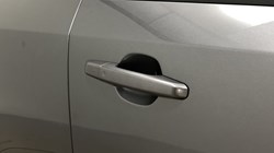 2020 (20) JAGUAR E-PACE 2.0d Chequered Flag Edition 5dr Auto 5145474