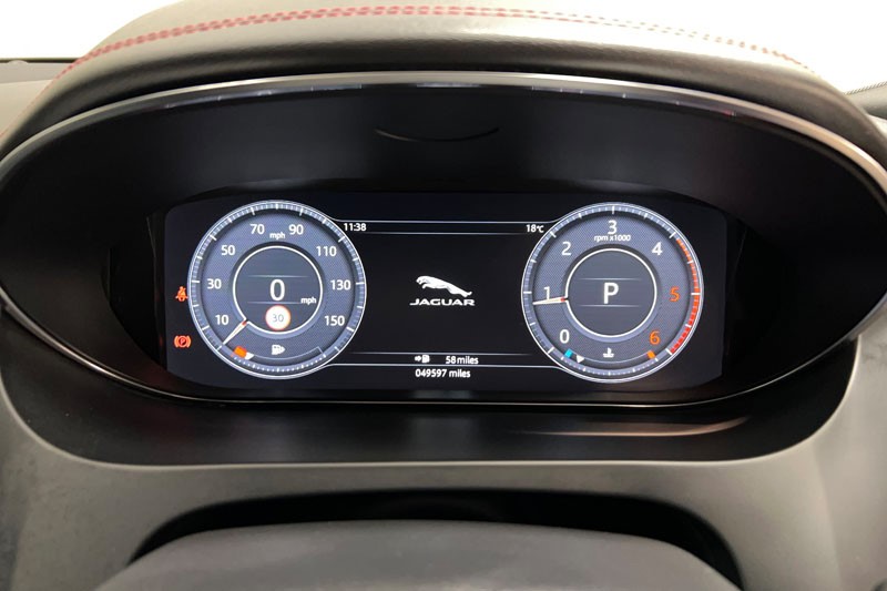 2020 (20) JAGUAR E-PACE 2.0d Chequered Flag Edition 5dr Auto 5145447