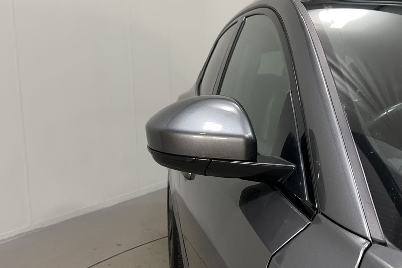 2020 (20) JAGUAR E-PACE 2.0d Chequered Flag Edition 5dr Auto 5145475