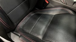 2020 (20) JAGUAR E-PACE 2.0d Chequered Flag Edition 5dr Auto 5145442