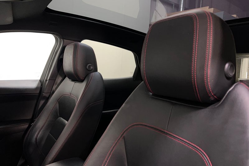 2020 (20) JAGUAR E-PACE 2.0d Chequered Flag Edition 5dr Auto 5145460