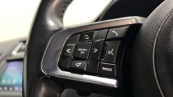 2020 (20) JAGUAR E-PACE 2.0d Chequered Flag Edition 5dr Auto 5145446