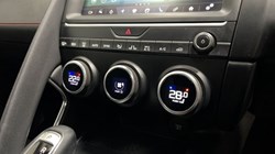 2020 (20) JAGUAR E-PACE 2.0d Chequered Flag Edition 5dr Auto 5145450