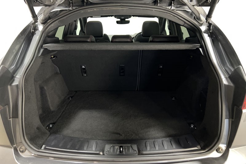 2020 (20) JAGUAR E-PACE 2.0d Chequered Flag Edition 5dr Auto 5145466