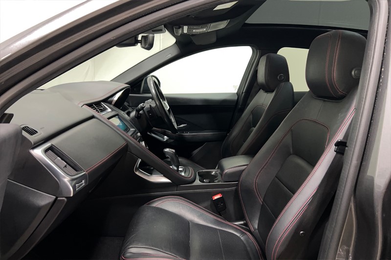 2020 (20) JAGUAR E-PACE 2.0d Chequered Flag Edition 5dr Auto 5145428