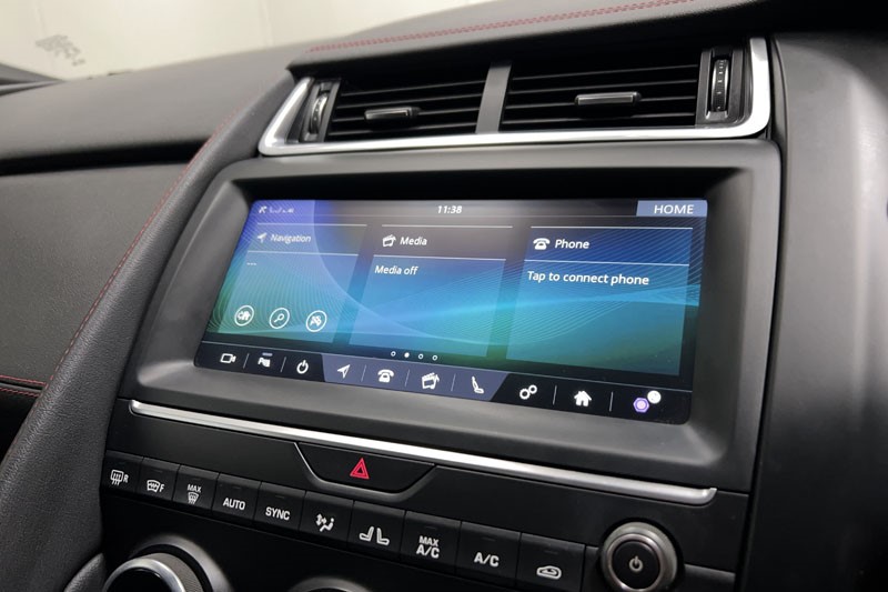 2020 (20) JAGUAR E-PACE 2.0d Chequered Flag Edition 5dr Auto 5145451