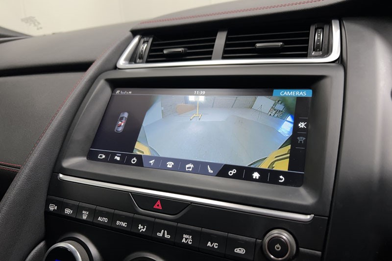 2020 (20) JAGUAR E-PACE 2.0d Chequered Flag Edition 5dr Auto 5145454