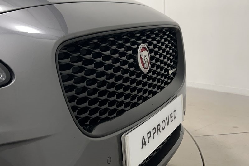 2020 (20) JAGUAR E-PACE 2.0d Chequered Flag Edition 5dr Auto 5145478