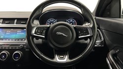 2020 (20) JAGUAR E-PACE 2.0d Chequered Flag Edition 5dr Auto 5145436