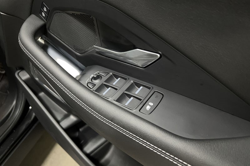 2023 (73) JAGUAR E-PACE 2.0 D200 R-Dynamic SE Black 5dr Auto 5153273