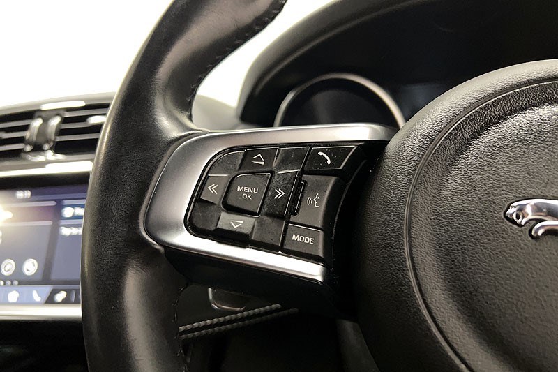 2020 (20) JAGUAR F-PACE 2.0d R-Sport 5dr Auto AWD 5147810