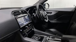 2020 (20) JAGUAR F-PACE 2.0d R-Sport 5dr Auto AWD 5147823
