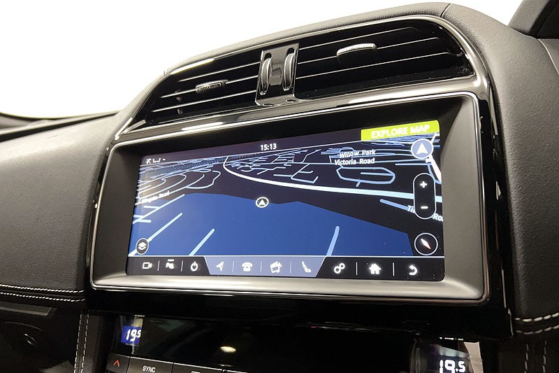 2020 (20) JAGUAR F-PACE 2.0d R-Sport 5dr Auto AWD 5147819