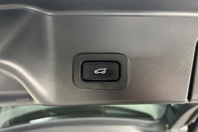 2021 (21) LAND ROVER RANGE ROVER EVOQUE 1.5 P300e R-Dynamic HSE 5dr Auto 5143828