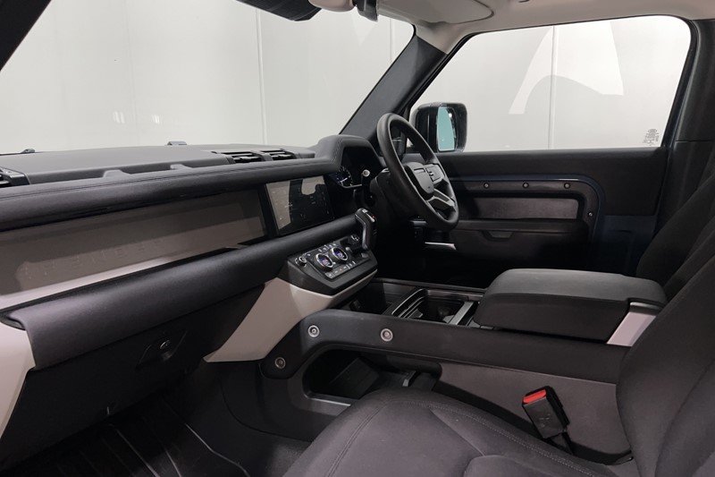 2023 (23) LAND ROVER COMMERCIAL DEFENDER 3.0 D250 Hard Top Auto 5134442