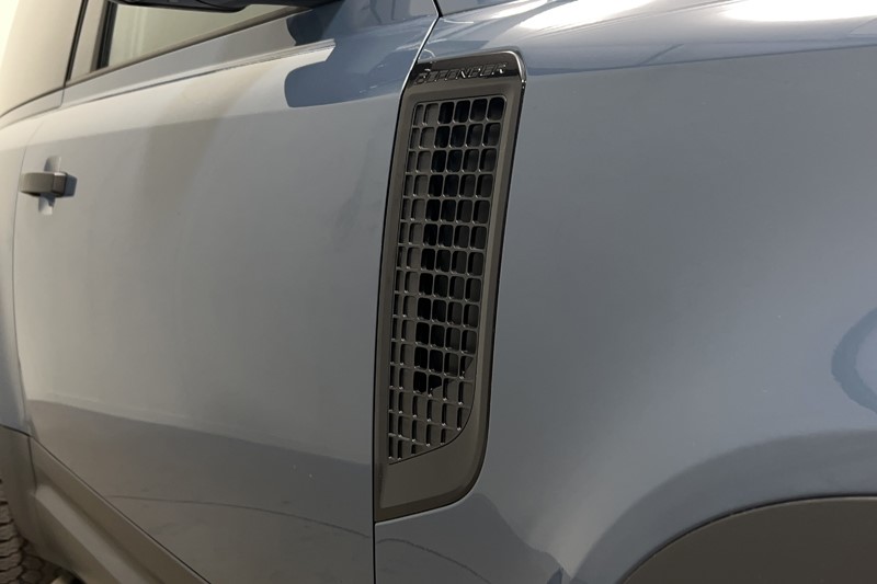 2023 (23) LAND ROVER COMMERCIAL DEFENDER 3.0 D250 Hard Top Auto 5134452