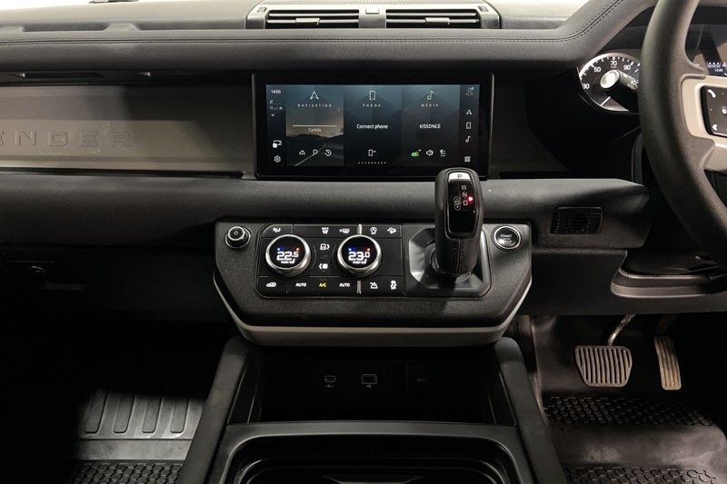 2023 (23) LAND ROVER COMMERCIAL DEFENDER 3.0 D250 Hard Top Auto 5134423