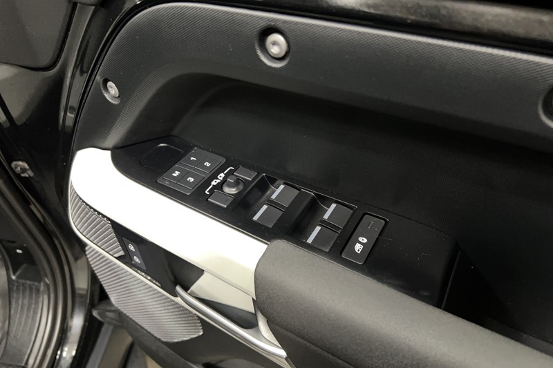 2023 (23) LAND ROVER DEFENDER 2.0 P400e XS Edition 110 5dr Auto 5154773