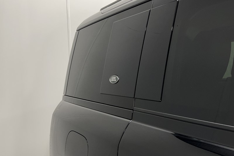 2023 (23) LAND ROVER DEFENDER 2.0 P400e XS Edition 110 5dr Auto 5154810