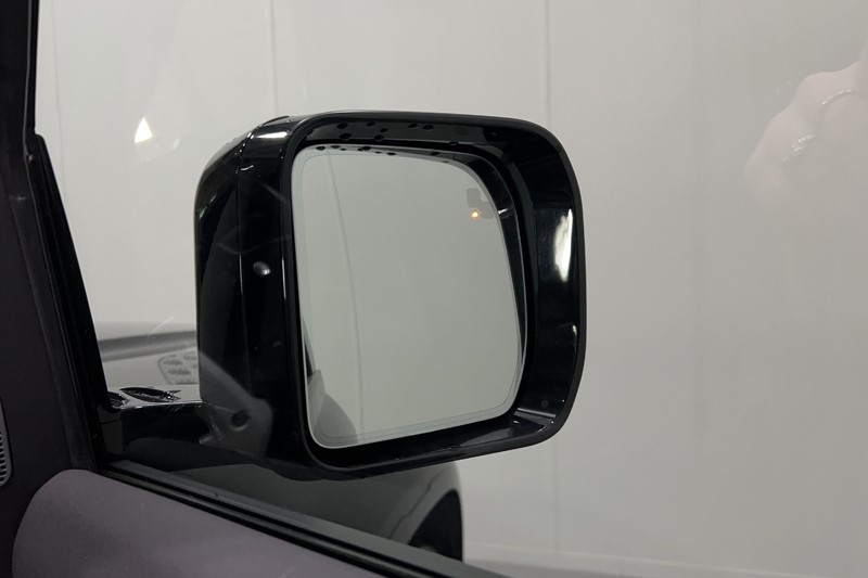 2023 (23) LAND ROVER DEFENDER 2.0 P400e XS Edition 110 5dr Auto 5154774