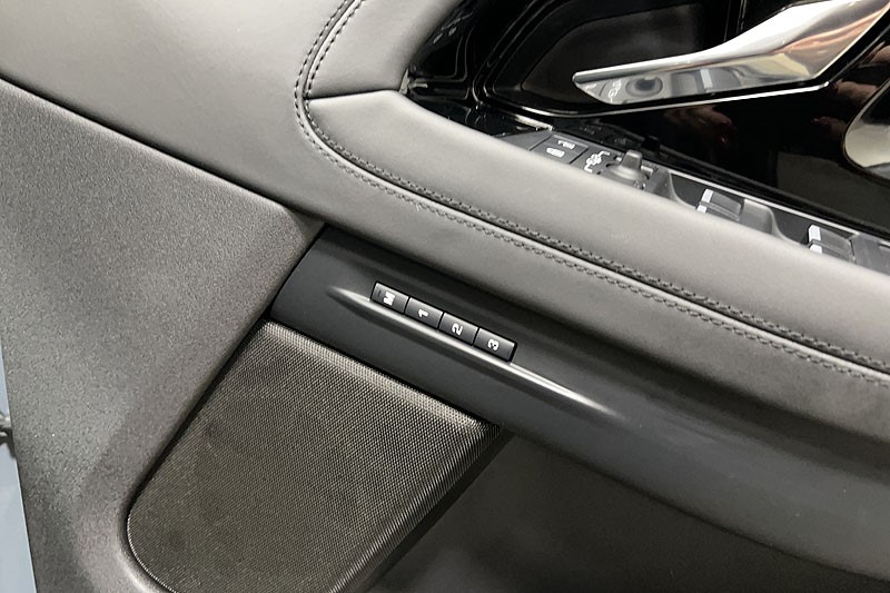 2023 (23) LAND ROVER RANGE ROVER EVOQUE 2.0 D200 R-Dynamic HSE 5dr Auto 5153941